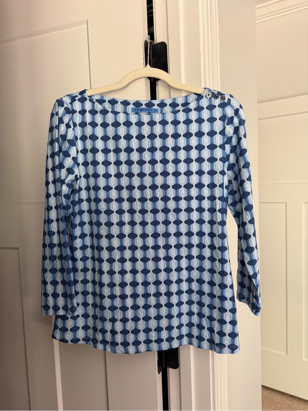 J. McLaughlin Wavesong Geometric Blue Catalina Cloth Boat Neck 3/4 Sleeve Top